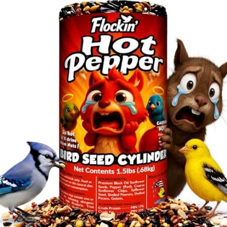 Hot Pepper Bird Seed Cylinders with Hole, Helps Limit Squirrels, 4” x 7.75”